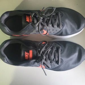 Nike Downshifter 7 Men’s Running Shoes (9.5 WIDE)